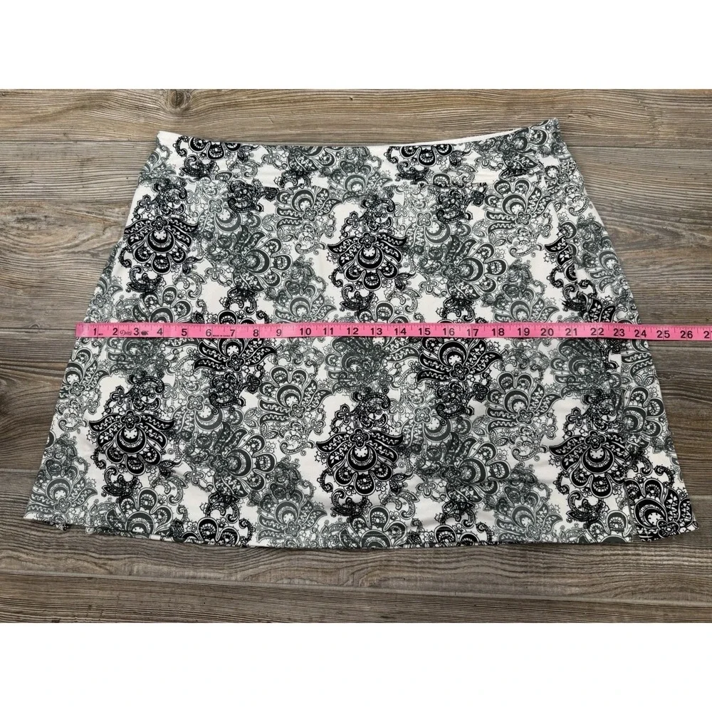 Tranquility By Colorado Womens Skirt Activewear Pull On Black White Paisley XXL